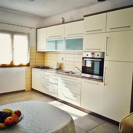 דירה Povlja 14399e *
